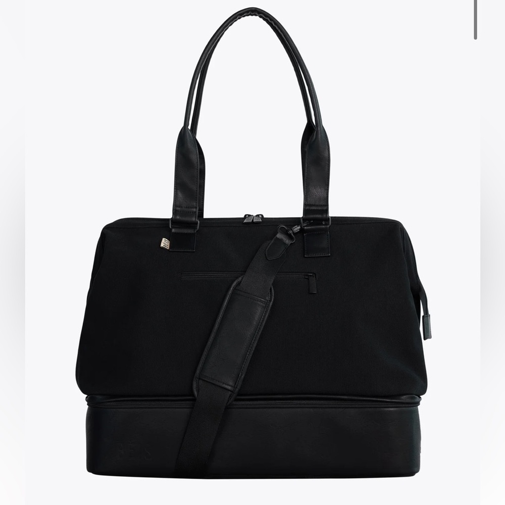 The Weekender in Blank NWT!